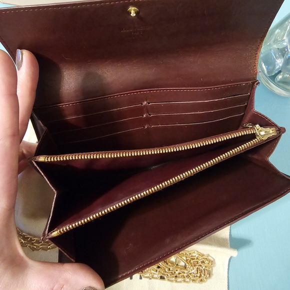 Louis Vuitton Monogram Vernis Sarah Wallet - Picture 9 of 14